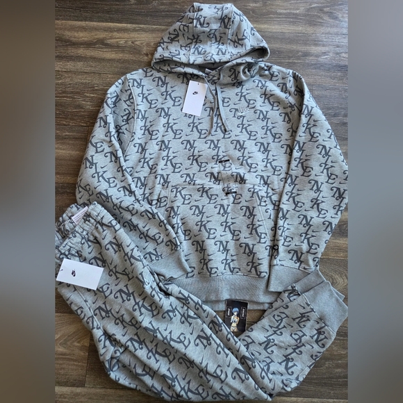 Nike BB LA Monogram Fleece Hooded Tracksuit Gray Large And Small - Picture 1 of 7